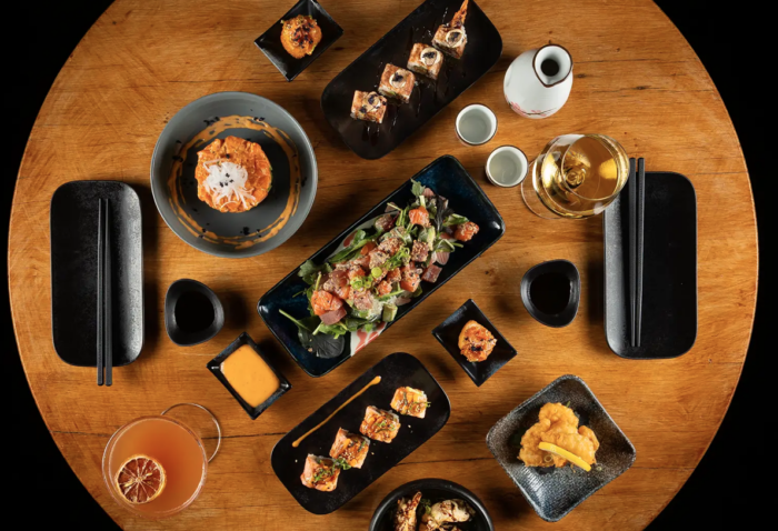 Vielfältige Auswahl an asiatischen Tapas und Sushi-Spezialitäten im Zweigleisig Düsseldorf