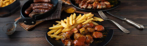 2x Pommes Currywurst inkl. Dip
