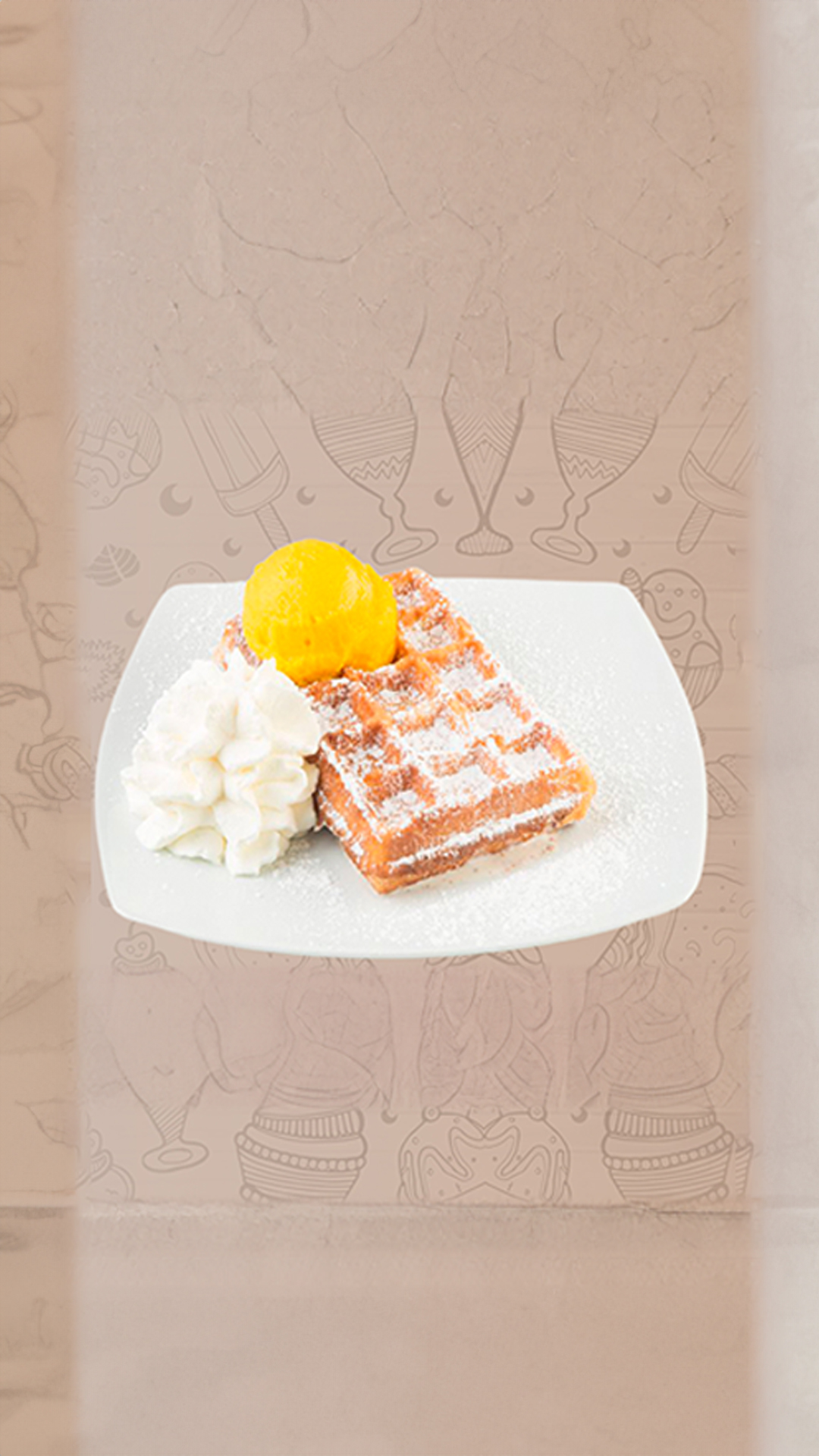 Frische Waffel mit Sahne und Fruchteis als Dessert bei Dulce Chocolate & Ice Cream in Frankfurt
