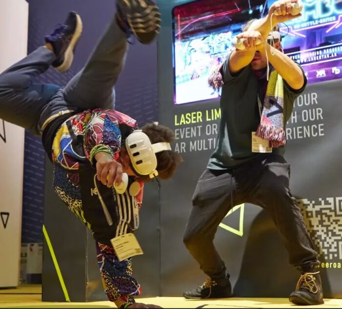 AR Laser Tag für bis zu 8 Personen – Bild 3