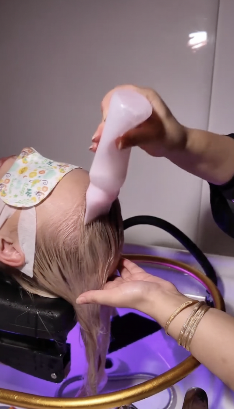 1,5 Stunden HeadSpa & Haarstyling – Bild 3