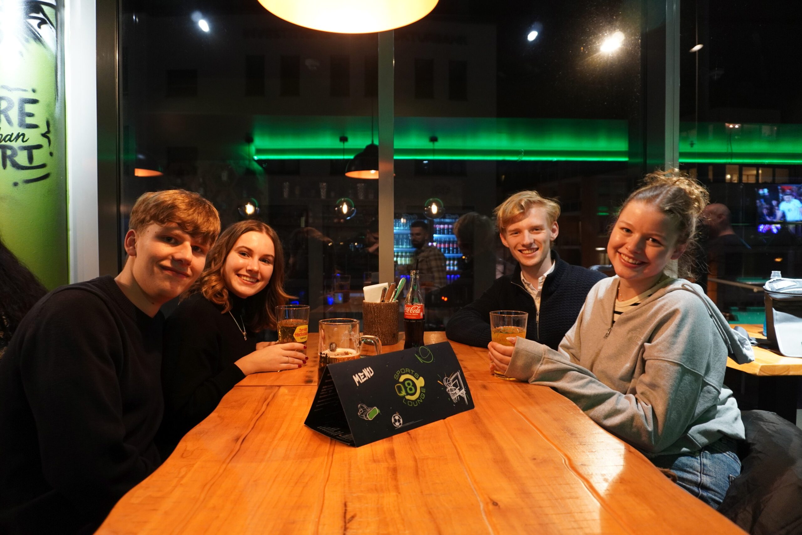 Billiard mit 2 Cocktails und Nachos – Bild 3