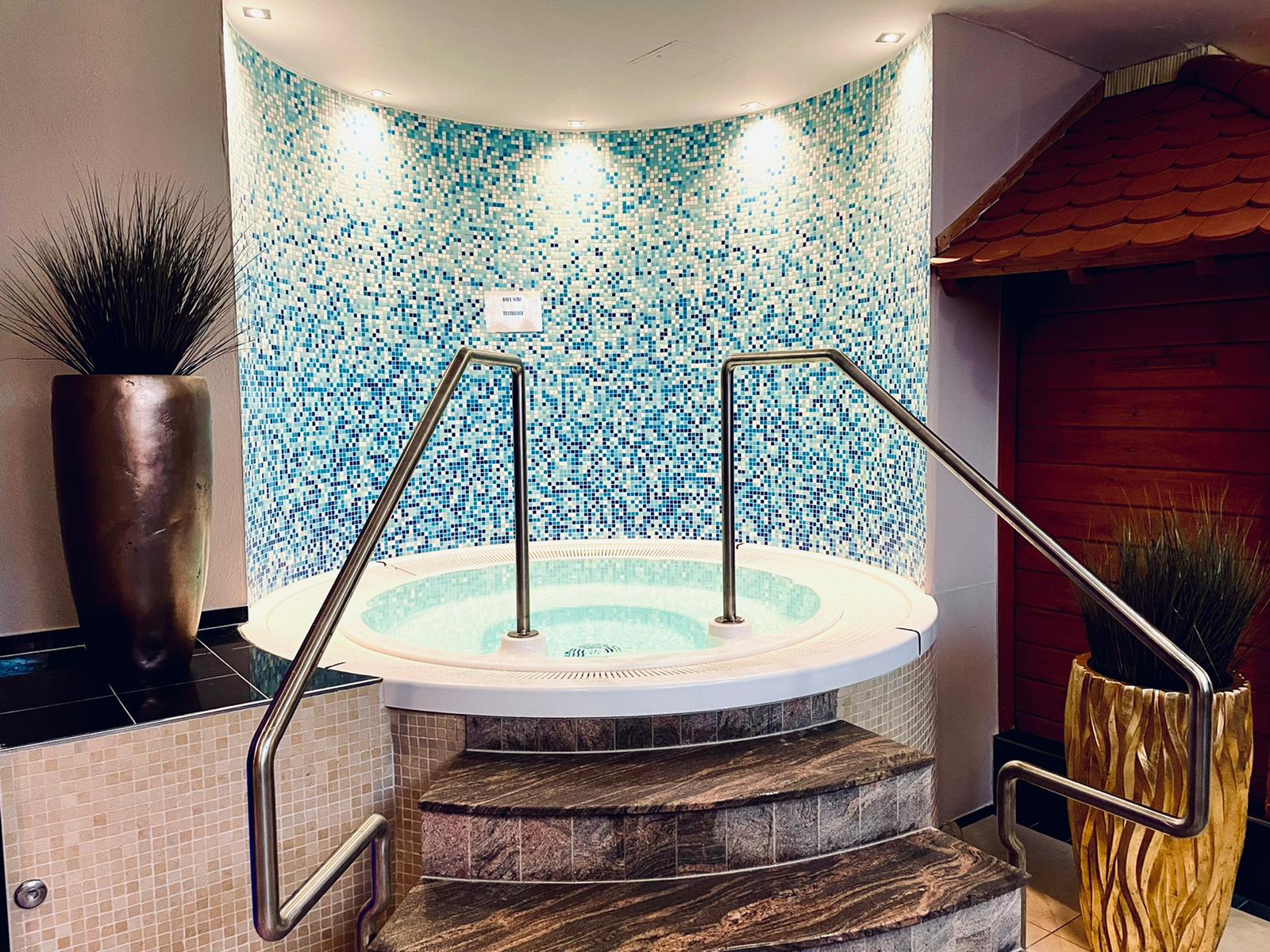 Whirlpool im Mauritius Hotel & Therme in Köln genießen