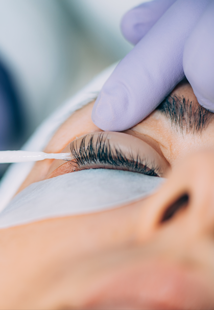 Wimpernlifting, Browlifting oder Wimpernverlängerung – Bild 2
