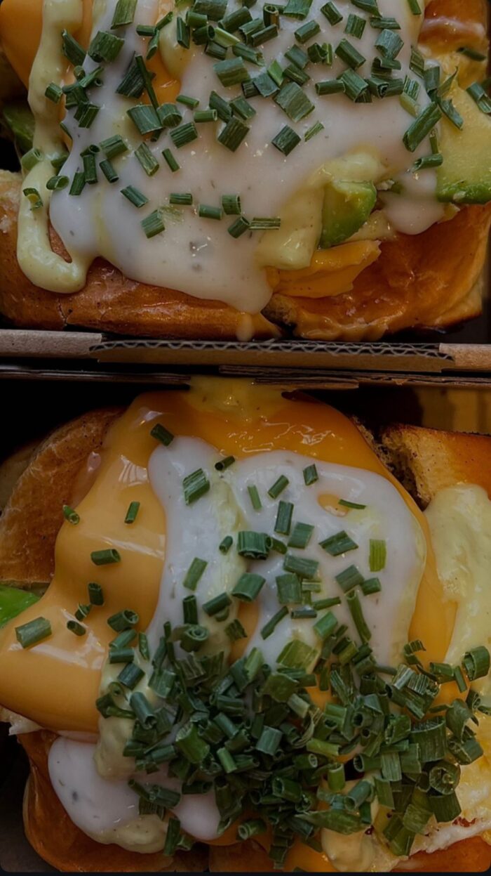 Egg Drop Sandwich & Getränk für 2 Personen – Bild 3
