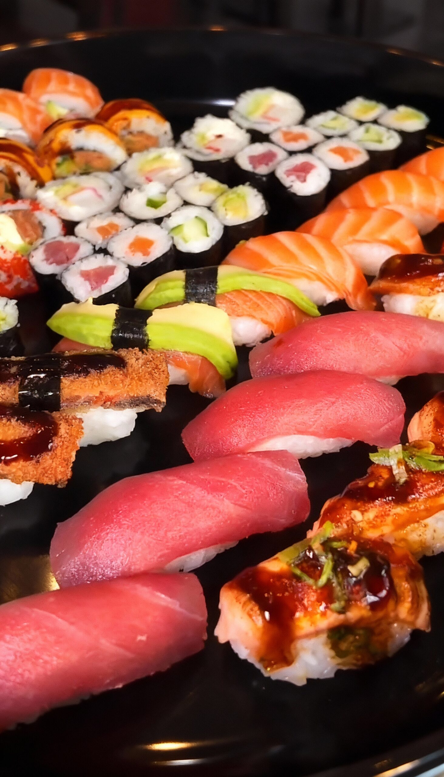 Premium Sushi Dinner Box 60 Stück – Bild 3