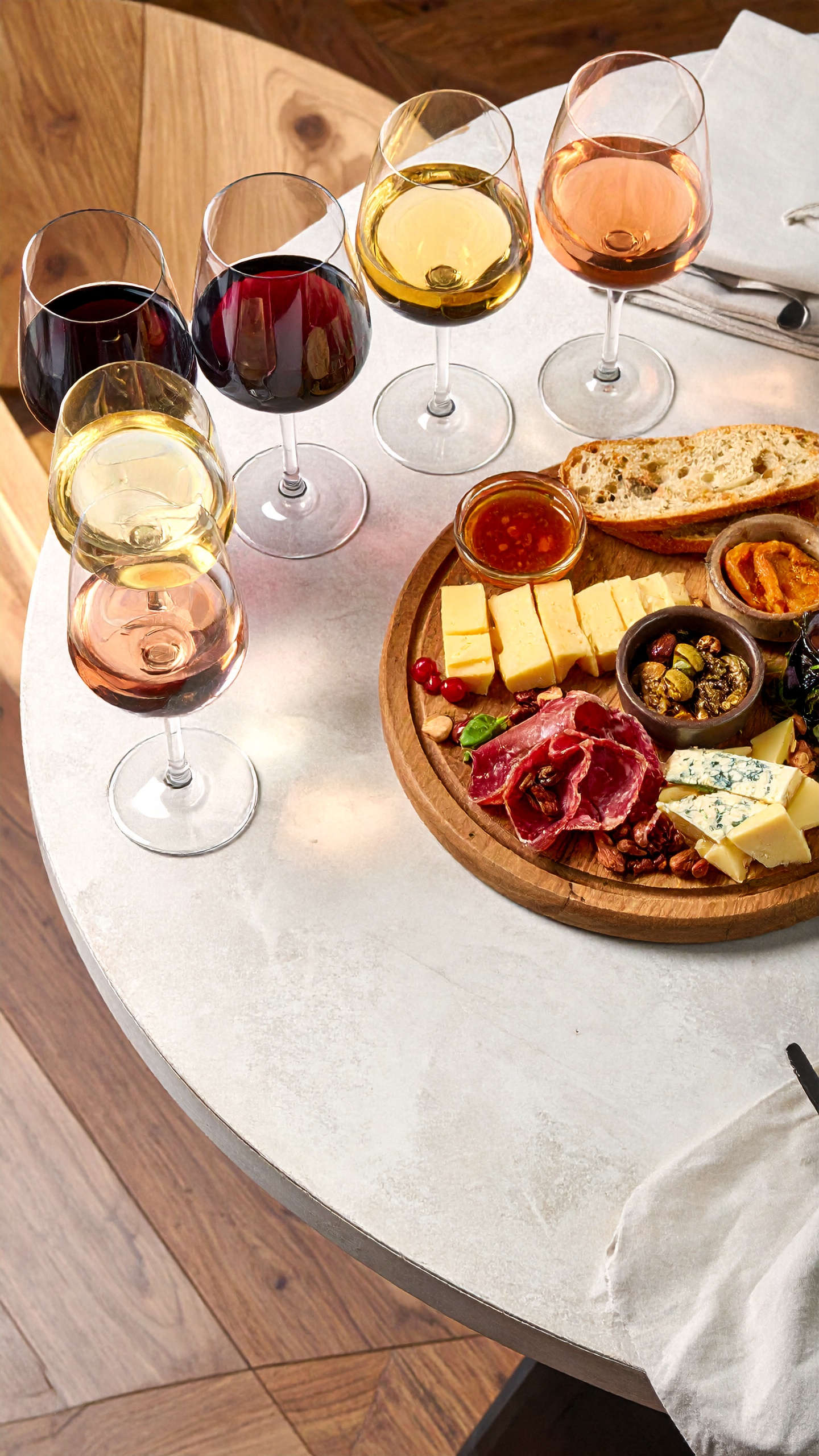 Wine Tasting & Snackteller für 2 Personen – Bild 2