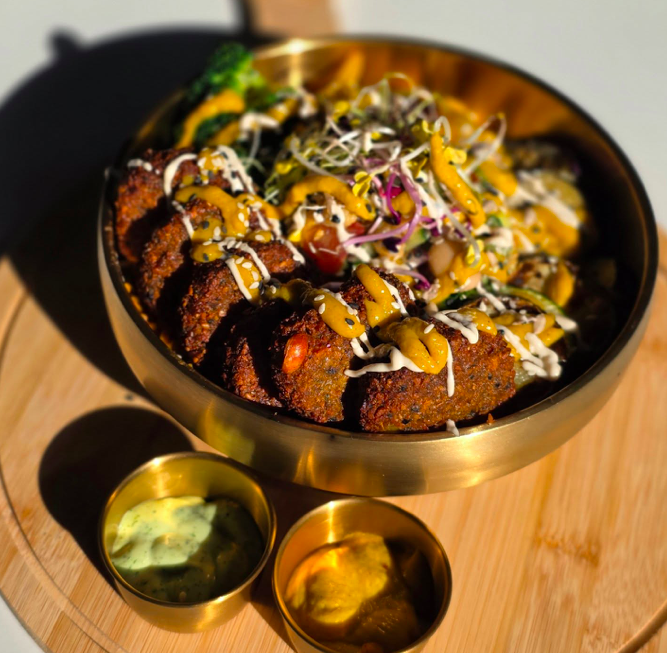 Bowl & Softgetränk für 2 Personen – Bild 4