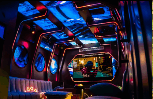 2  Stunden Karaoke mit Snacks & Getränken für bis zu 6 Personen