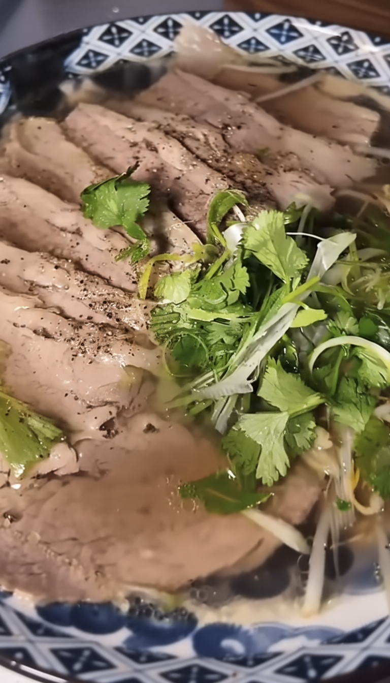 Pho Suppen & hausgemachte Drinks für 2 Personen – Bild 3