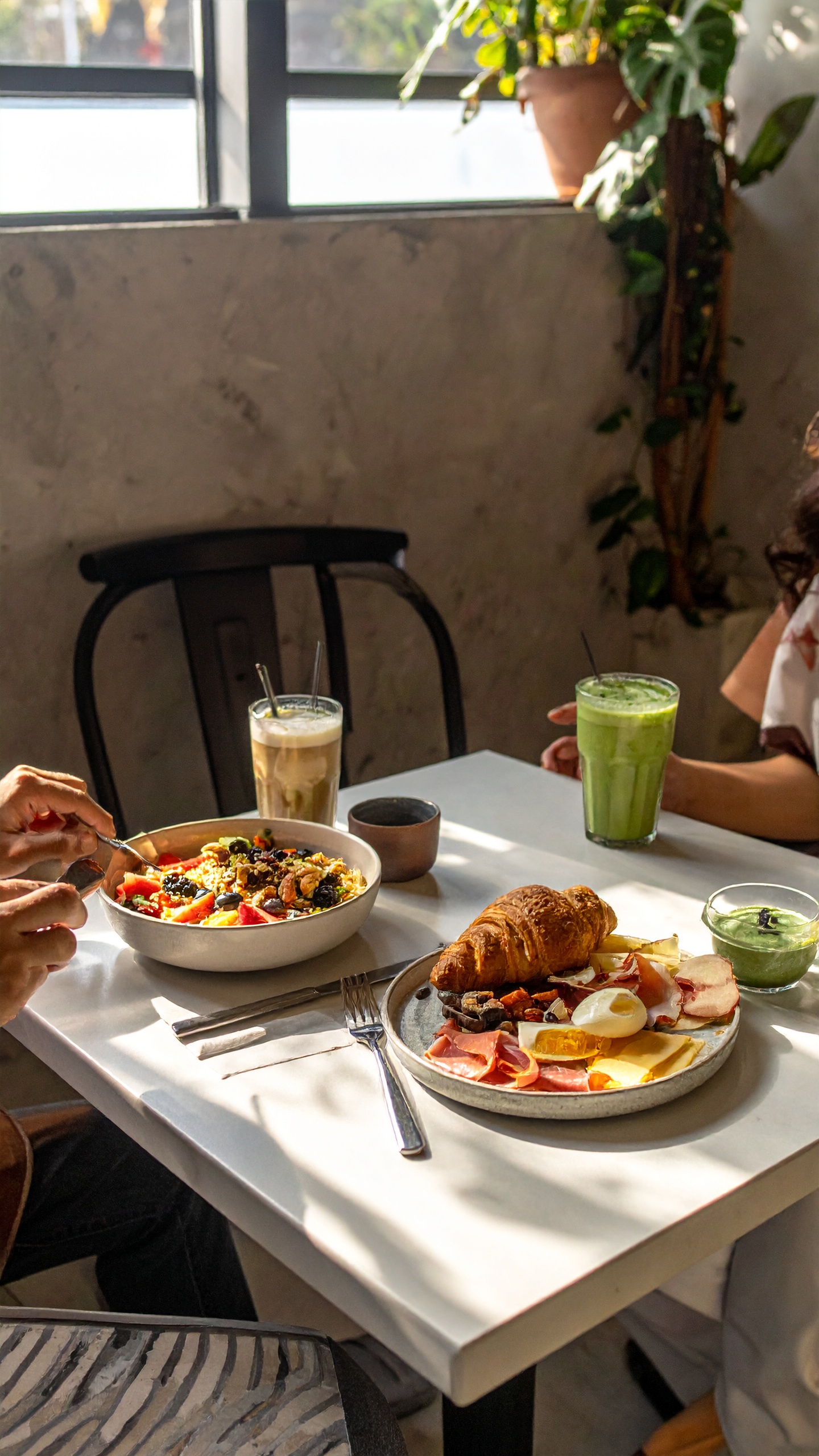 Bowl oder Frühstücksplatte & Matcha für 2 Personen – Bild 3