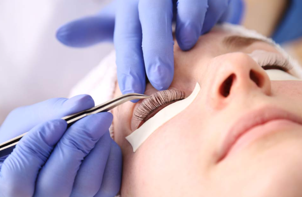 Wimpern- & Augenbrauenlifting – Bild 2