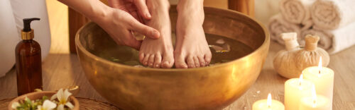 Wellness Massage mit Hand & Fußpflege