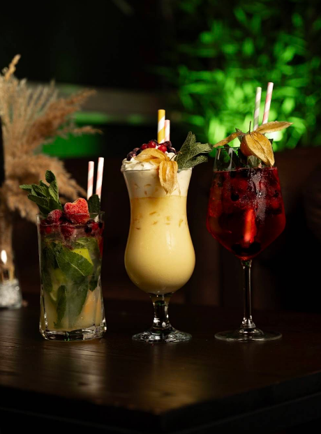 Bowling mit Cocktails & Snackteller für 4 Personen – Bild 3