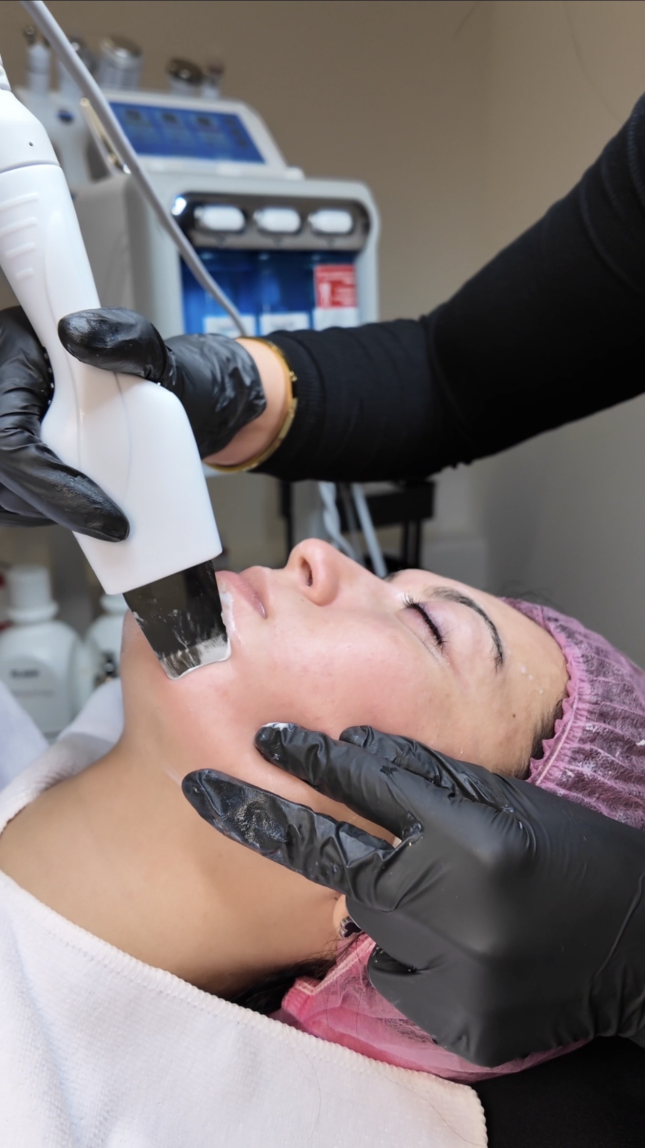 Lymphdrainage, EMS & Aquafacial Behandlung – Bild 6