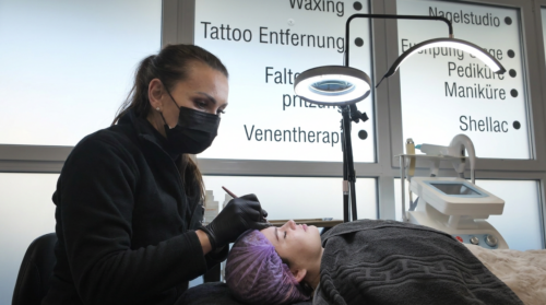 Microblading mit Nachbehandlung