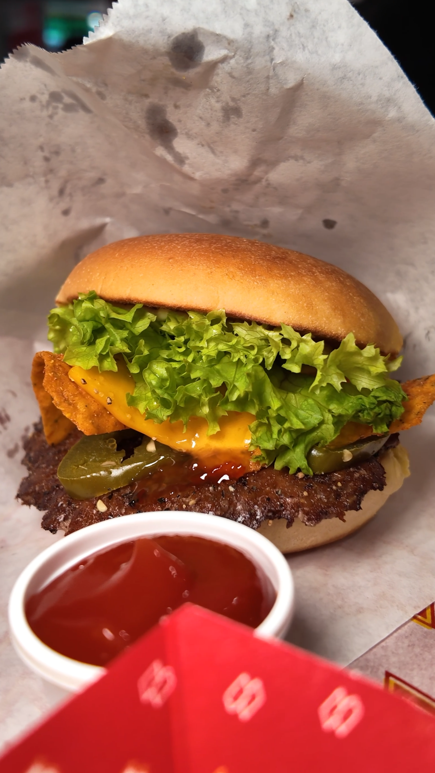 Burger Menü & Chilli Cheese Nuggets für 2 Personen – Bild 4