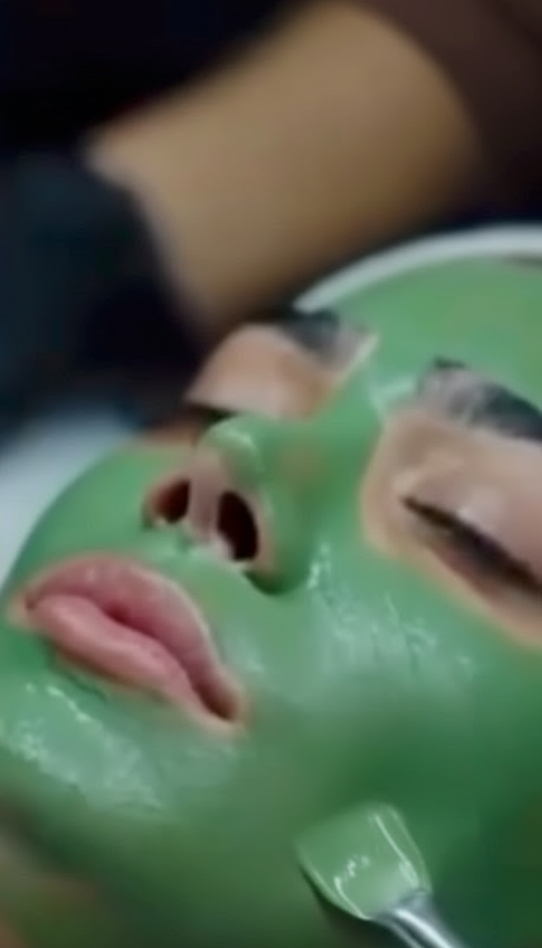 Gesichtsreinigung mit Fruchtsäurepeeling – Bild 6