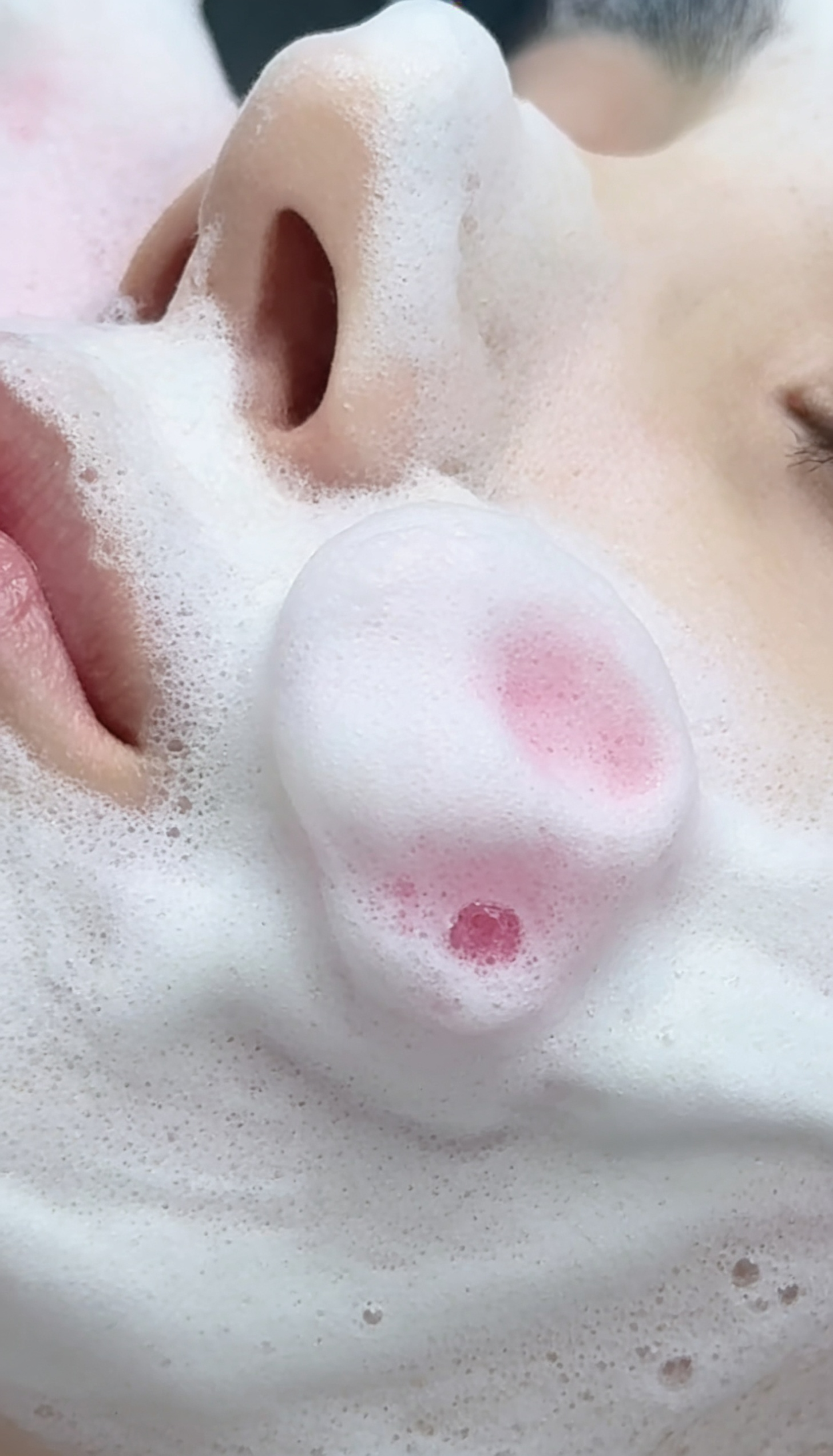 Gesichtsreinigung mit Fruchtsäurepeeling – Bild 6
